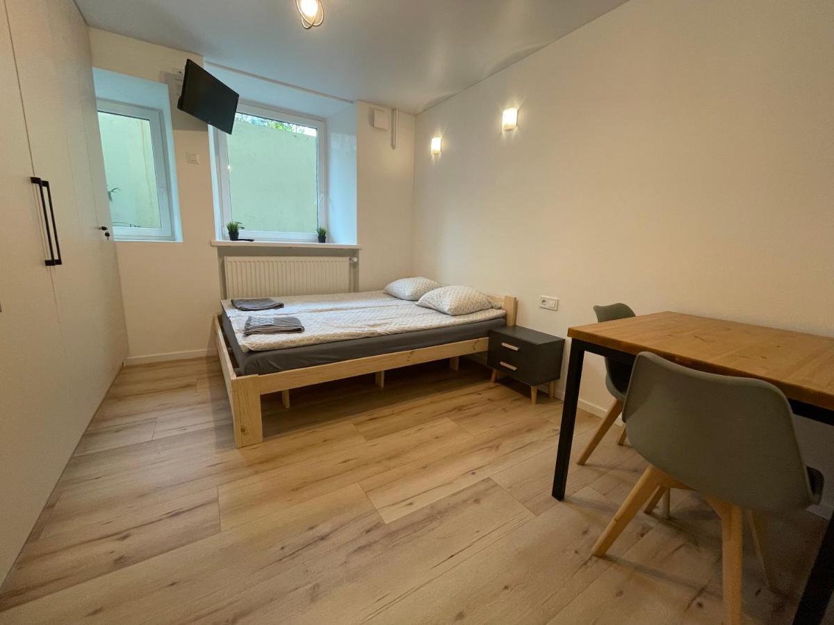 Modern Guest House In City Center I Room 3 Vilnius Bagian luar foto